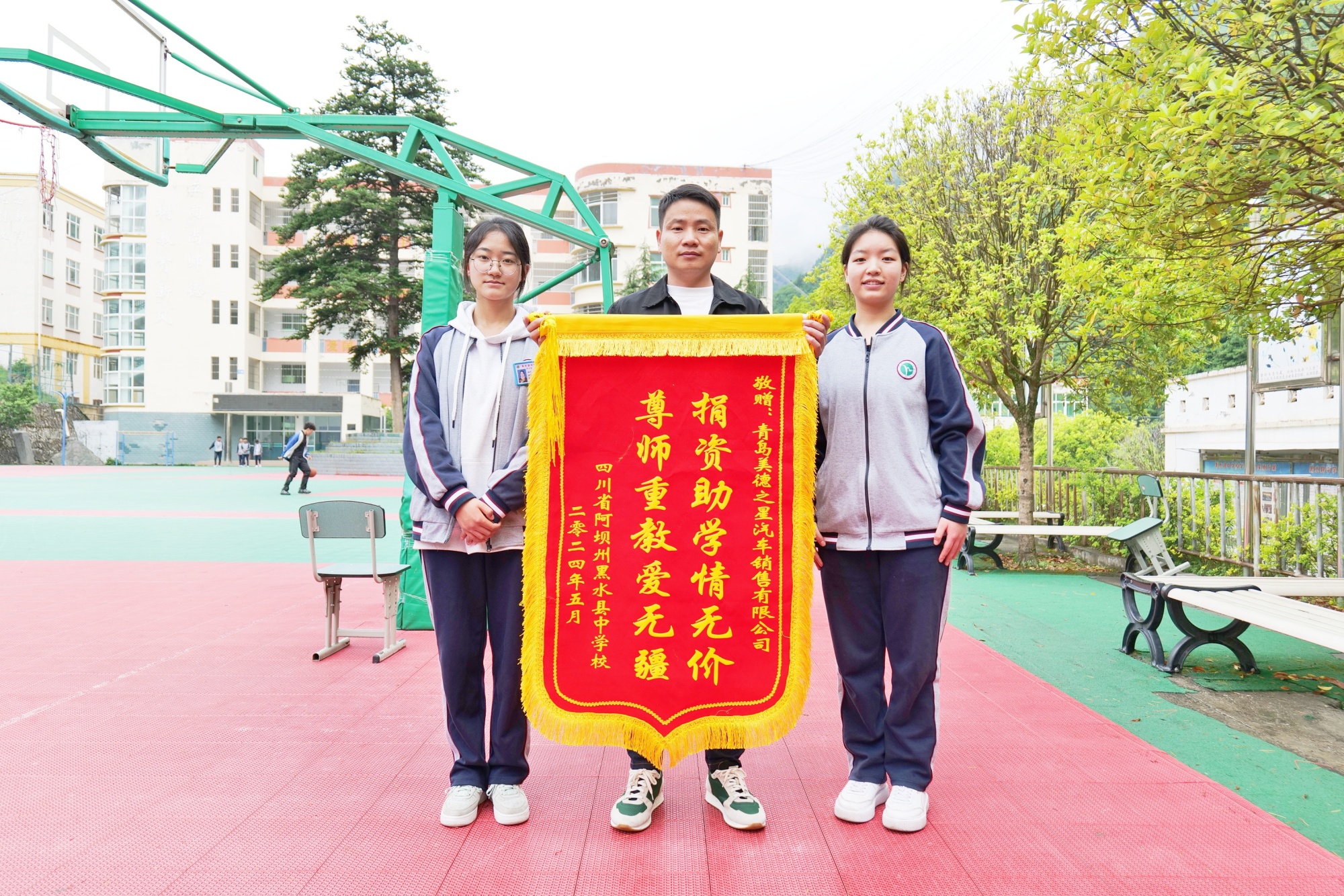 P1341368_副本